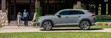 The only player to score for them was julián quiñones ('25). Differences Between The Vw Atlas And The Vw Atlas Cross Sport