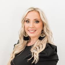 Whitney Elkins's Instagram, Twitter & Facebook