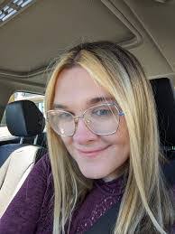 Alexis Mike's Instagram, Twitter & Facebook