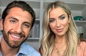 At the time, bristowe was close to ending her relationship to season winner and fiancé shawn booth. Jason Tartick Shares Plans To Join Kaitlyn Bristowe In La For Dwts Tv Shows Ace