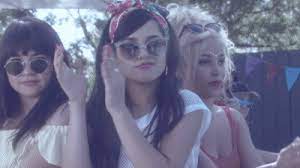 2014 Doja Cat In Becky G Music Video Shower Entertainment Talk Gaga Daily