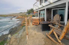 After playing a few games, relax on one of the two decks and enjoy an amazing sunset overlooking the tide pools and otter cove. Inn Above Tide Lh43 Breen Vacation Station