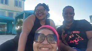 Nellie Brooks (@nellie.cuts.up) • Instagram photos and videos