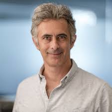 Chris Barter's Instagram, Twitter & Facebook