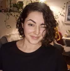 Nostalgia copilăriei în România, trecut și prezent