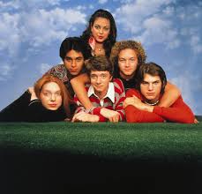 Masterson (r.) spielte in „die wilden siebziger an der seite des späteren ehepaars (im wahren leben) ashton kutcher und mila kunisfoto: Die Wilden Siebziger Die Wilden Siebziger Bild Ashton Kutcher Danny Masterson Laura Prepon Mila Kunis Topher Grace 2 Von 108 Filmstarts De