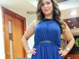 نفت الفنانة البحرينية حلا الترك أن تكون وراء سجن والدتها منى السابر، أو أن تكون رفعت عليها دعوى قضائية. Ù‚Ø§Ø±Ù† Ø¨ÙŠÙ† Ø¯Ù†ÙŠØ§ Ø¨Ø§Ø·Ù…Ø§ ÙˆØ¨ÙŠÙ† Ø·Ù„ÙŠÙ‚Ø© Ø²ÙˆØ¬Ù‡Ø§ Ù…Ù†Ù‰ Ø§Ù„Ø³Ø§Ø¨Ø± Ø¨Ø¹Ø¯ Ø®Ø¶ÙˆØ¹Ù‡Ø§ Ù„Ù„Ø±ÙŠØ¬ÙŠÙ… ÙˆØ¹Ù…Ù„ÙŠØ§Øª Ø§Ù„ØªØ¬Ù…ÙŠÙ„ Ù…Ø§Ø±ÙŠÙƒ Ù…Ù† Youtube