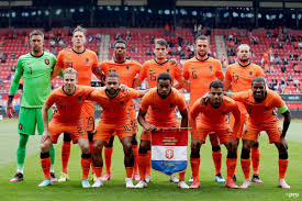 Veiling kaarten nederlands elftal ek 2012. De Opstelling Voor Nederland Oekraine Mee Met Oranje