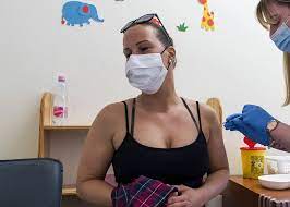 Για το εμβόλιο ενημερώνουν η πρόεδρος της εθνικής επιτροπής εμβολιασμών, μαρία θεοδωρίδου και ο. Ocifgn V6ggqtm