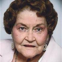 Nell Knox's Instagram, Twitter & Facebook