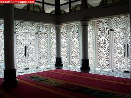 Hanya lebih kurang 1km dari muzium negeri terengganu. World Beautiful Mosques Pictures