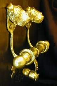 Our bronze english bulldog dog breed door knocker is the perfect addition to the entry decor of your home. English Bulldog Bronze Duet Door Knocker Ebay