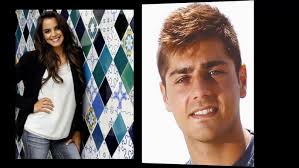 Encontro emocionante entre Kelly Bailey e professora