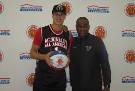 Was born on june 29, 1998, and is 22 years old as of september 2020. Michael Porter Jr Now Repping Pacific Northwest At Mcdonald S All American Game Usa Today High School Sports