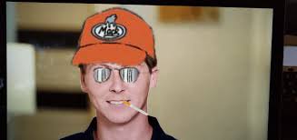 Selam, ben Brandon. 27 yaşında bir haşere kontrol uzmanıyım ve her zaman  cebimde kum taşırım. : r/90DayFiance