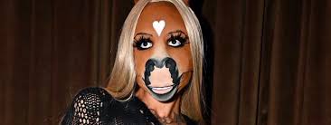 Cheap horsegiirL Tickets