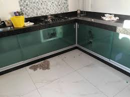 Kit Pia Alclean Em Instalacao De Fechamento De Pia De Cozinha Com Vidro Temperado Pias De Cozinha Armario Pia Cozinha Decoracao Cozinha
