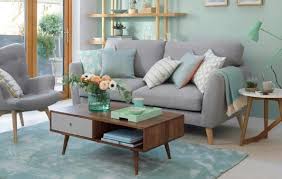 Sofa ruang tamu minimalis tanpa kaki lebih hemat ruangan, lho. 10 Rekomendasi Sofa Minimalis Untuk Ruang Tamu Kecil Cocok Buat Rumah Type 36 Rumah123 Com