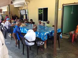 Kami juga memberi peluang kepada para sukarelawan untuk turut sama memberi khidmat kepada warga emas di rumah. Rumah Persatuan Warga Emas Klang