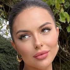 Ruby Blake's Instagram, Twitter & Facebook