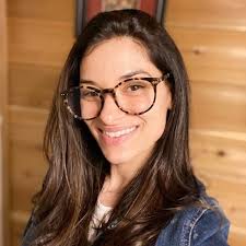 Robyn Lawler's Instagram, Twitter & Facebook