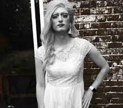 A year ago i was a normal man. If Your Husband Said He Was A Sissy And Like To Dress In Women S Clothing How Would You Respond Girlsaskguys