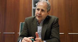 Così a buongiorno, su sky tg24, andrea crisanti, ordinario di microbiologia all'università di padova. Il Virologo Crisanti Boccia Il Vaccino Io Non Lo Farei Area C