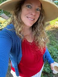 THIS IS Blackpool towns new promo video, it looks fantastic. But imagine  how much better it would be with a family arriving in Blackpool through the  airport, planes landing and taking off