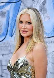 Доставка по москве и рф. Caprice Left Terrified After Burglars Stole 40k Of Jewellery From Her Ibiza Home Aktuelle Boulevard Nachrichten Und Fotogalerien Zu Stars Sternchen