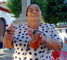 They are held in the hand and used to produce clicks for. Castanets Wikipedia