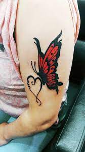 Red And Black Butterfly With Heart Shape Tattoo Design By Kalakriti Tattoo Studio In Kolkata Vermelho E Preto Unhas Vermelhas Borboletas