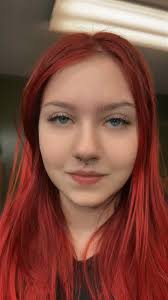 Blue eyes, red hair & a classic set🫶🏼💕 She's so beautiful!!!!! Text  501-457-1890 to book!❤️ Located in Jville across from Oliver's Antiques!