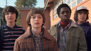 STRANGER THINGS - STAGIONE DUE (E UNO) - Il bel cinema