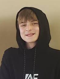 Kiya Herring's Instagram, Twitter & Facebook