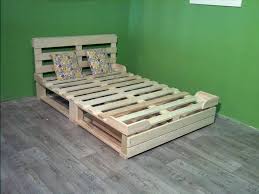 Platform beds are great for saving on space or for adding extra storage. Pallet Platform Bed With Storage