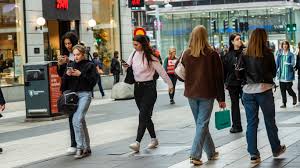 Current, historical, and projected population, growth rate, immigration, median age, total fertility rate (tfr), population density, urbanization, urban population, country's share of. Sweden Slashes Gatherings Of 300 People To Eight As Covid 19 Cases Surge Itv News