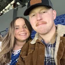 got dressed up but didn't go<3