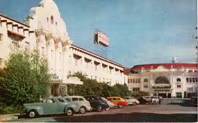 Excelente casa toda reformada com material de primeira qualidade, ideal para quem gosta de espaço, sendo casas para comprar santa cruz, cuiabá. Santa Cruz 1949 Casa Del Rey Hotel Santa Cruz Blogazine