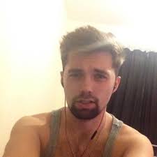 Danny Howlett (@DannyLeeHowlett)