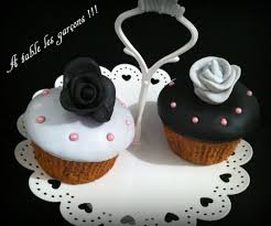 Fabriquer de la pâte d'amande maison est intéressant à plus d'un titre. Cupcakes Pate D Amande Recette De Cupcakes Cakesandsweets Fr