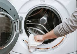 So remember to clean your washing machine from time to time to prevent dirt and bad odors from accumulating. How To Clean A Clothes Washer