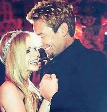 Although avril and chad were married for two years, they remain good friends. Avril Lavigne And Chad Kroeger Separate Hosbeg Com
