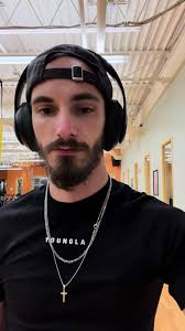 New young LA villian compression tee, its alot bwtter than the forst batch  of the super hero tee My size is a small, im 5’3 in height Im trying to be  sponsored by @YOUNGLA @YoungLA @YOUNGLA so if you ...