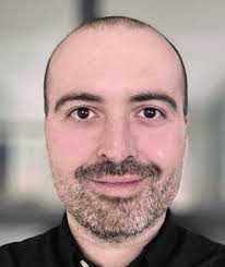 Soft news in original videos. Adaptation to TikTok of the main Spanish  online media