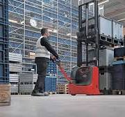 Hochhubwagen-Multitalent für Lager und Produktion