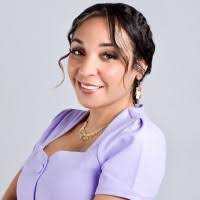 Jennifer Pabon's Instagram, Twitter & Facebook