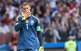 Manuel neuer spielt bei der em mit einer kapitänsbinde in regenbogenfarben. Manuel Neuer Deutschland Trikot