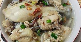 Ini sup yang sehat dan hangat karena memakai jahe juga. Resep Sup Ayam Kampung Kuah Bening Bumbu Sederhana Bisa Hangatkan Tubuh