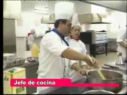 ✶ si tu respuesta es afirmativa, entonces deberías darle un vistazo a este curso de jefe de cocina con prácticas impartido por delena. Jefe De Cocina Jefa De Cocina Ocupaciones Sae Youtube