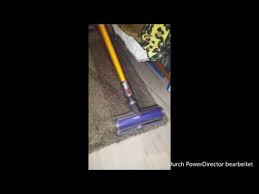 Oftmals genügt bereits kräftiges ausschütteln, damit sich ein platt gedrückter teppich floor wieder formschön aufrichtet. Dyson V8 Hochflorteppich Youtube